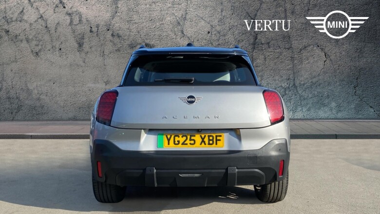 MINI Aceman 135kW E Classic 43kWh 5dr Auto Electric Hatchback